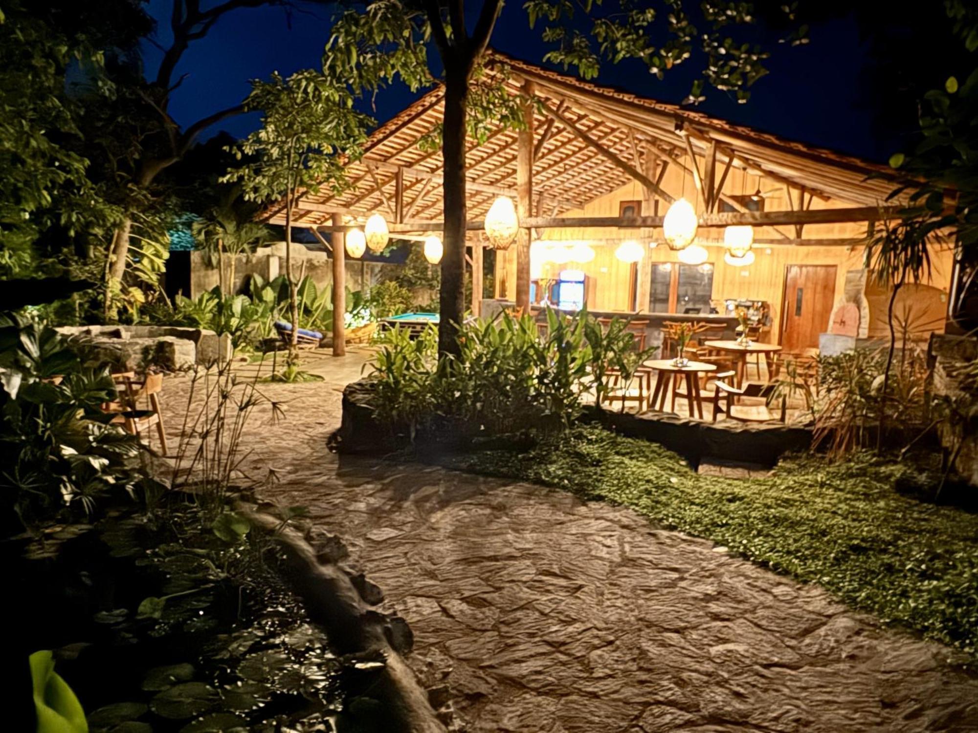 Coastline Mirissa Boutique Hotel And Spa 外观 照片